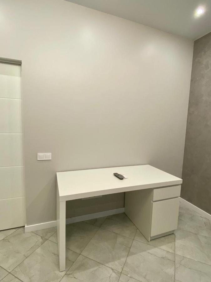Vip Apartment In Odessa Esterno foto