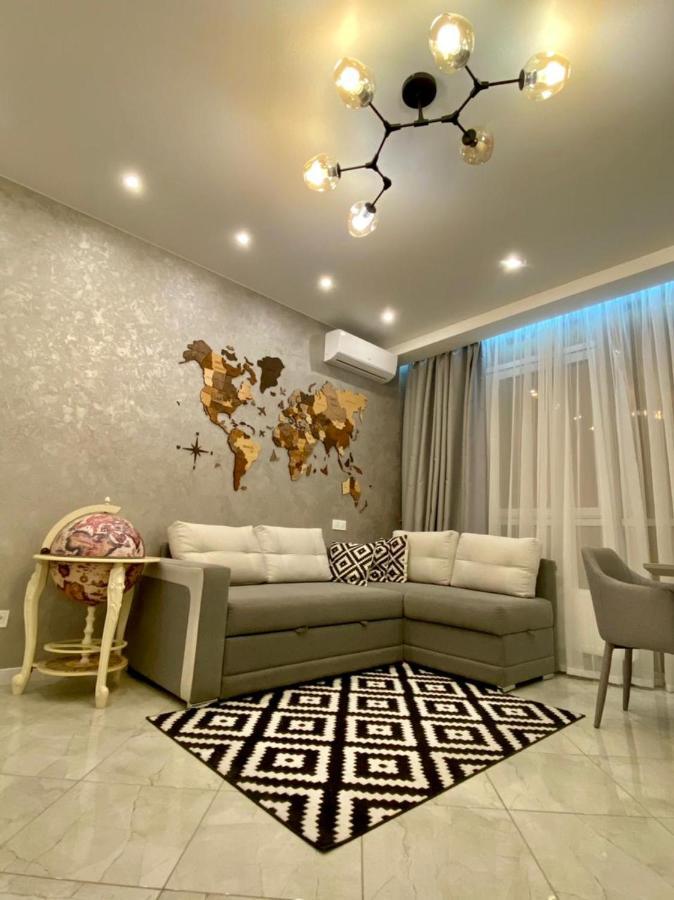 Vip Apartment In Odessa Esterno foto