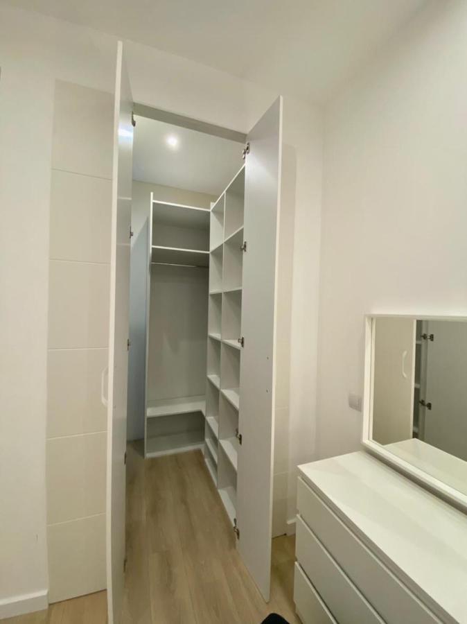 Vip Apartment In Odessa Esterno foto